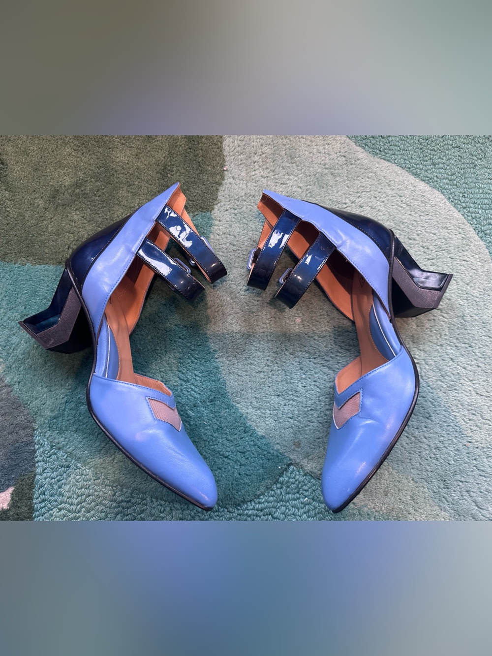 Fluevog LIKE NEW Modern Living Slant blue/patent 2-strap buckle heel-9.5 (fit 9) - Picture 8 of 15